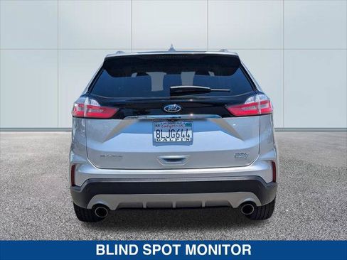 Used 2019 Ford Edge SEL w/ Equipment Group 201A FWD image 4