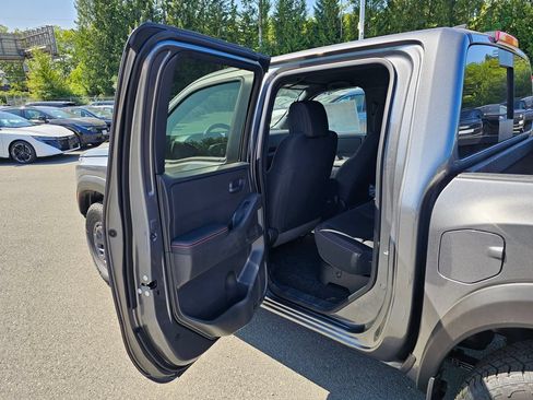 New 2026 Nissan Frontier PRO-4X w/ Tow Package AWD/4WD image 19