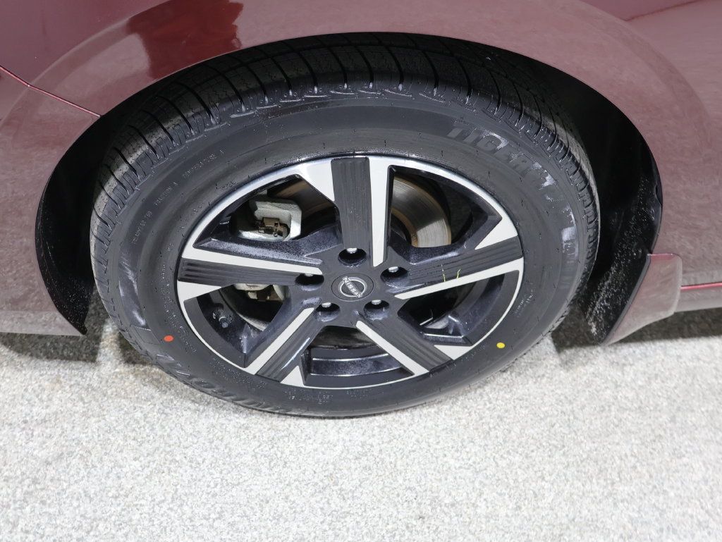 Used 2025 Nissan Sentra SV w/ All-Weather Package FWD image 9