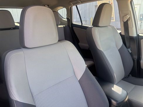 Used 2014 Toyota RAV4 XLE AWD/4WD image 26