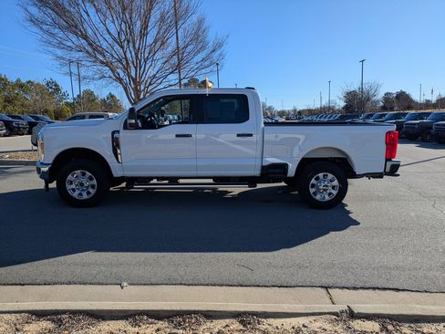 Certified 2024 Ford F250 XLT w/ FX4 Off-Road Package image 7