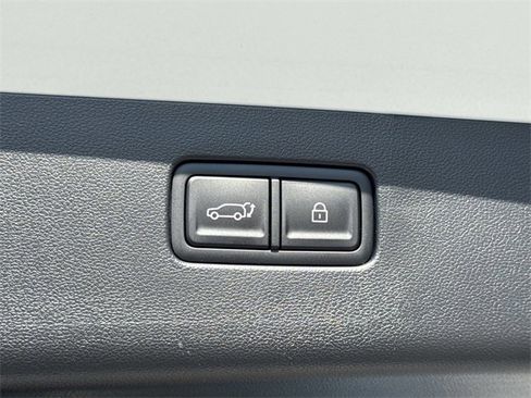 New 2026 Hyundai Ioniq 9 SE image 15