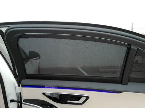 Used 2022 Mercedes-Benz S 500 4MATIC image 25