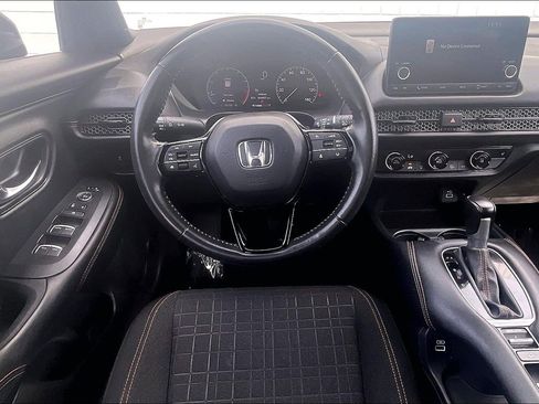 Used 2023 Honda HR-V Sport image 6
