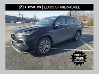 Used 2021 Toyota Highlander Platinum video 1