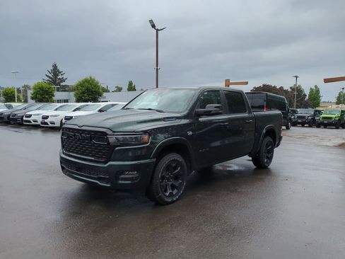 New 2026 RAM 1500 4x4 Crew Cab image 3