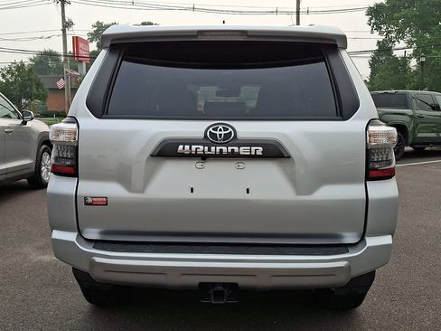Certified 2023 Toyota 4Runner TRD Off-Road Premium w/ Off Road Premium Plus Package AWD/4WD image 5