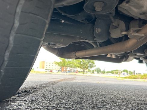 Used 2019 Honda CR-V EX-L image 3