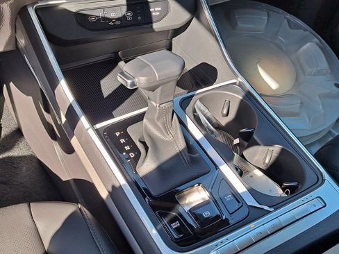 New 2026 Kia Carnival EX image 11