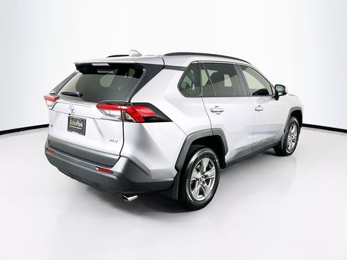 Used 2025 Toyota RAV4 XLE w/ Convenience Package FWD image 9