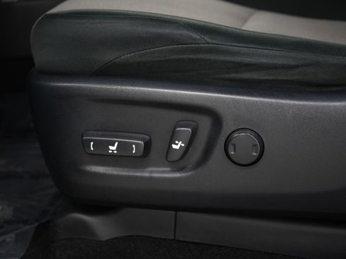 Used 2018 Toyota 4Runner SR5 image 27