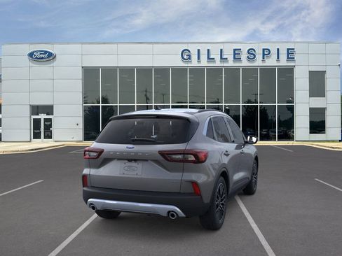 Certified 2024 Ford Escape PHEV image 8