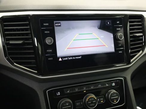 Used 2023 Volkswagen Atlas SE FWD image 22