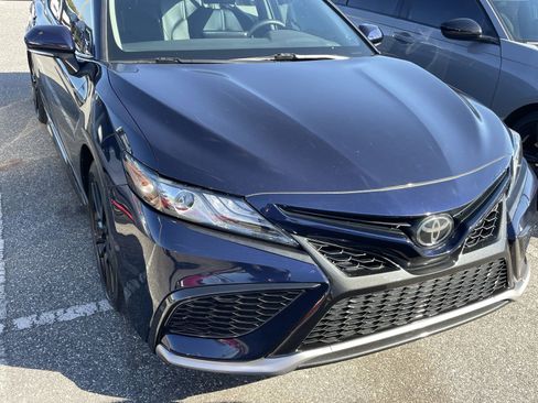 Used 2022 Toyota Camry XSE image 8