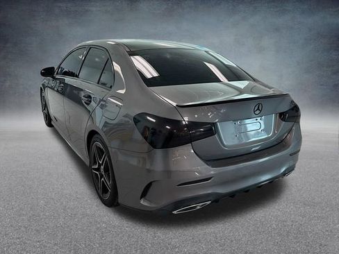 Used 2019 Mercedes-Benz A 220 4MATIC image 9