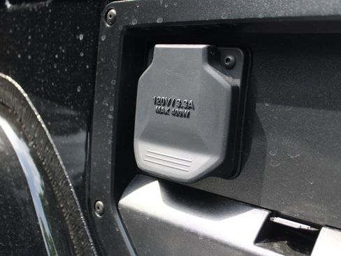 New 2026 GMC Sierra EV Elevation w/ LPO, Elevation Dark Package image 7