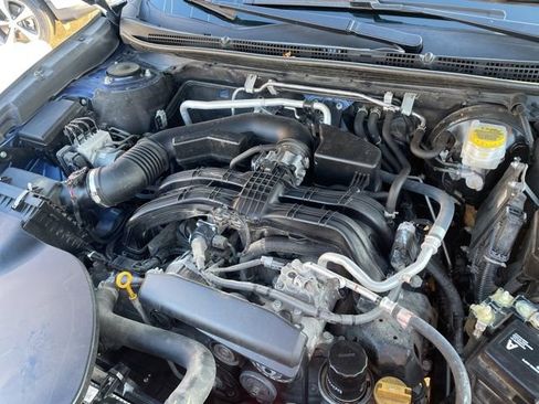 Used 2021 Subaru Outback Premium image 16