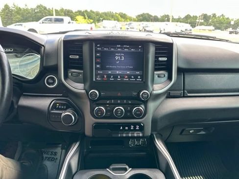 Used 2020 RAM 1500 Big Horn RWD image 14