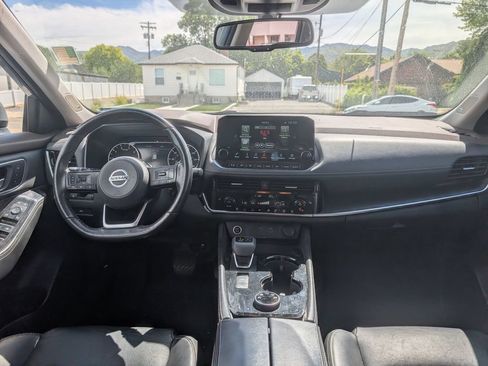 Used 2021 Nissan Rogue SL w/ Premium Package AWD/4WD image 9