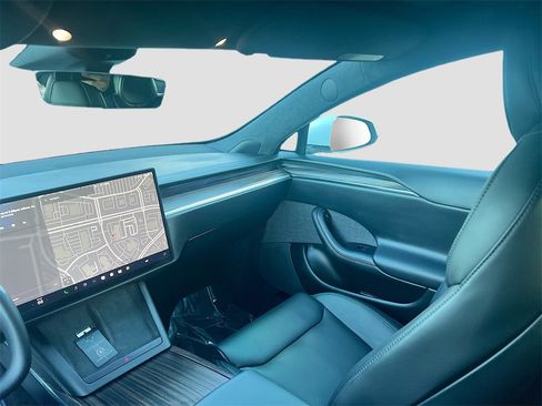 Used 2022 Tesla Model S image 20