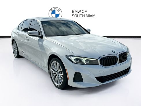 Certified 2023 BMW 330i Sedan RWD image 1