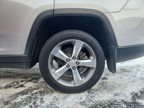 Used 2021 Jeep Grand Cherokee L Limited image 13