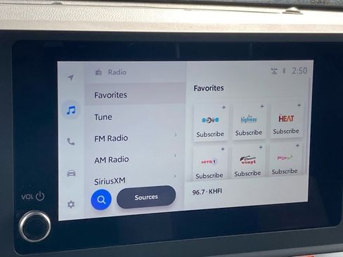 Certified 2025 Toyota Tacoma TRD Off-Road image 17