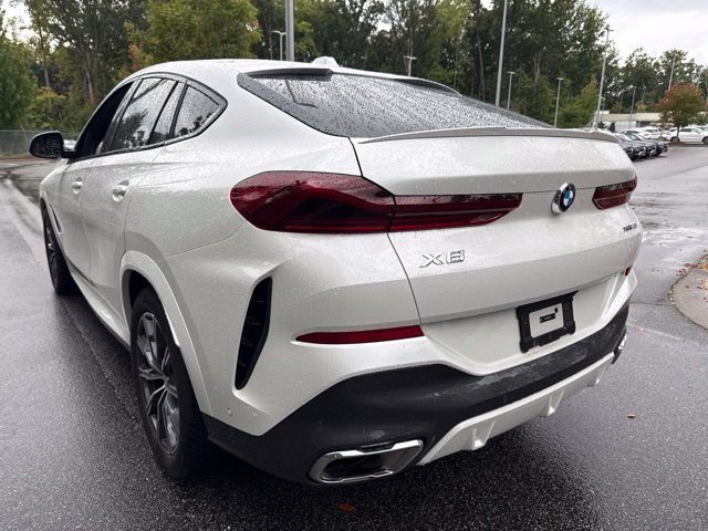 Used 2024 BMW X6 xDrive40i w/ Premium Package AWD/4WD image 7