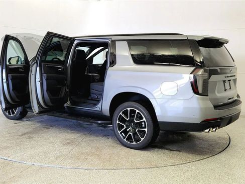 New 2026 Chevrolet Suburban RST w/ Comfort Package image 11