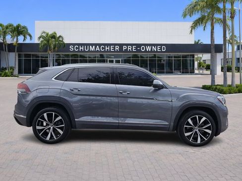 Certified 2024 Volkswagen Atlas Cross Sport SEL Premium R-Line AWD/4WD image 8