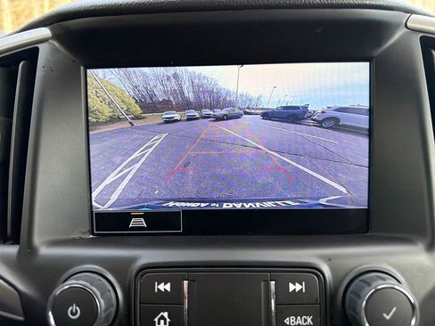 Used 2023 GMC Terrain AT4 image 22