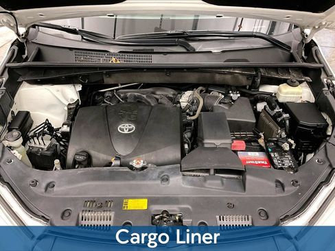 Used 2017 Toyota Highlander XLE w/ Protection Package #3 AWD/4WD image 15