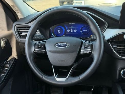 Used 2022 Ford Escape SEL w/ Technology Package AWD/4WD image 7