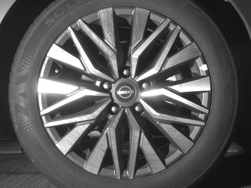 Used 2025 Nissan Altima 2.5 SV image 13