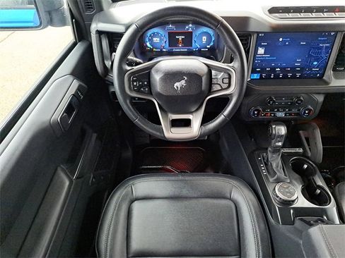 Certified 2025 Ford Bronco Badlands image 11