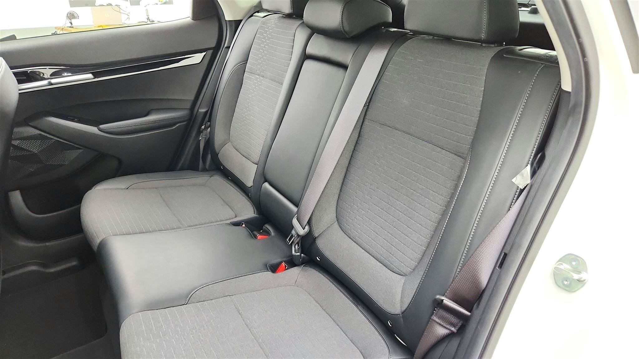Used 2023 Kia Seltos S FWD image 17