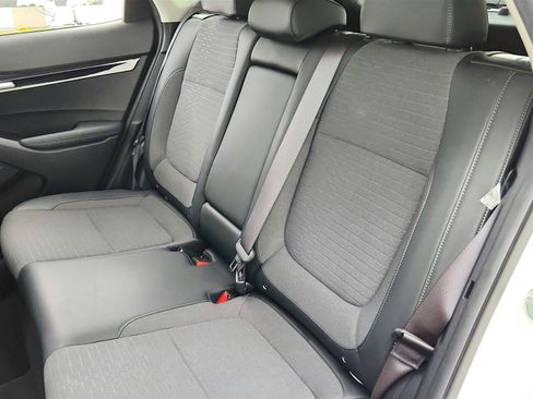 Used 2023 Kia Seltos S FWD image 17