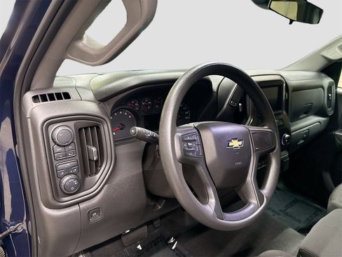 Certified 2022 Chevrolet Silverado 1500 Custom w/ LPO, Dark Essentials Package image 9