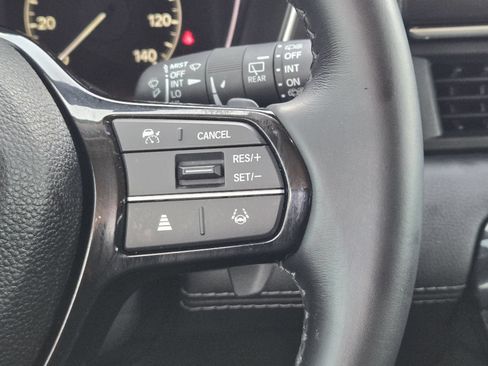 Used 2025 Honda Pilot EX-L image 31