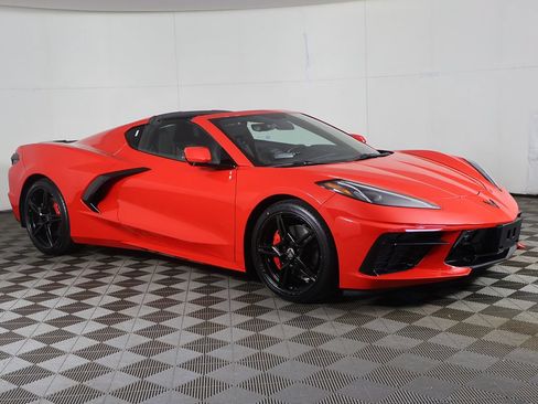 Used 2023 Chevrolet Corvette Stingray Premium Cpe w/ Battery Protection Package RWD image 2