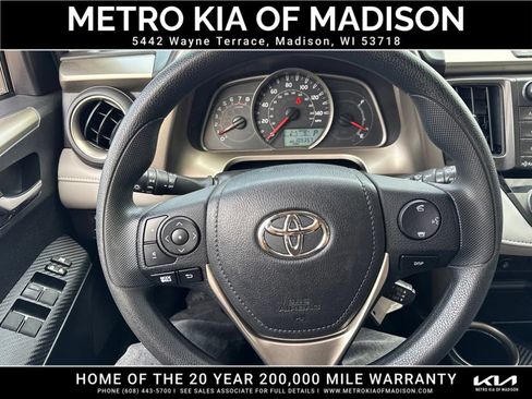 Used 2015 Toyota RAV4 XLE AWD/4WD image 18