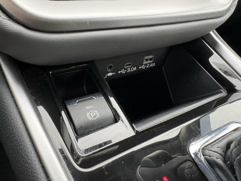 Certified 2025 Subaru Outback Premium w/ Popular Package #1 image 20