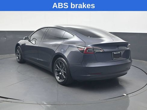Used 2019 Tesla Model 3 Standard Range Plus RWD image 6