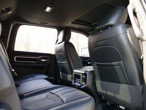 Used 2024 RAM 3500 Laramie w/ Night Edition image 47