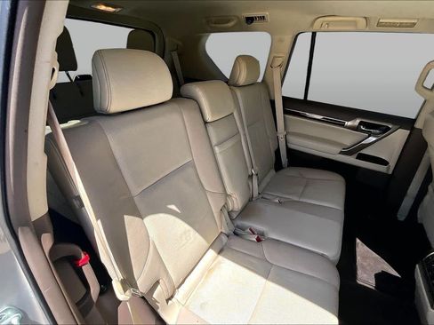 Used 2015 Lexus GX 460 w/ Premium Package AWD/4WD image 19