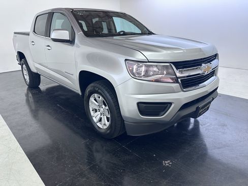 Used 2020 Chevrolet Colorado LT AWD/4WD image 2