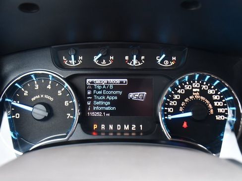 Used 2011 Ford F150 XLT w/ XLT Convenience Pkg image 23