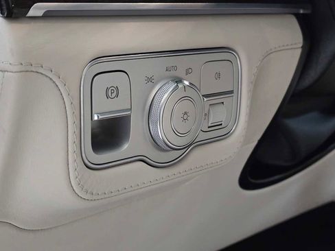 Certified 2024 Mercedes-Benz GLE 53 AMG 4MATIC image 25