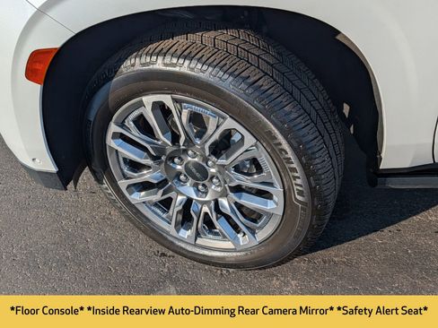 Used 2023 GMC Yukon Denali Ultimate image 25