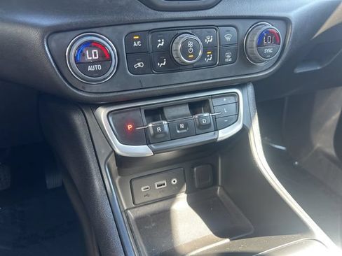 Used 2023 GMC Terrain SLE w/ Driver Convenience Package AWD/4WD image 22